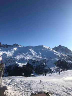 Studio skis au pieds Meribel-Mottaret